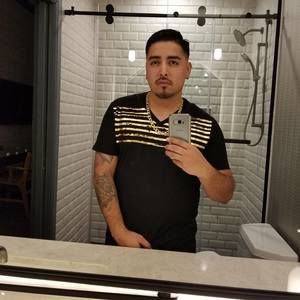 Meet your Posher, Louis